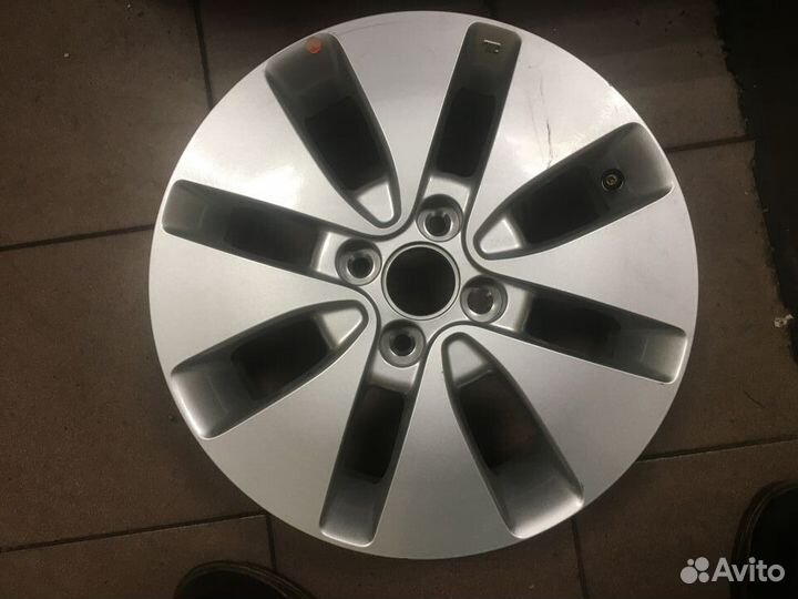 Диск литой R15 Kia Rio 3