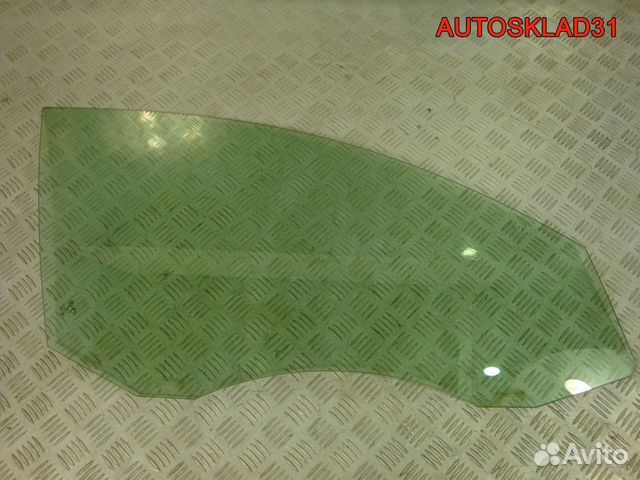 Стекло двери передней правой Passat B6 3C4845202B