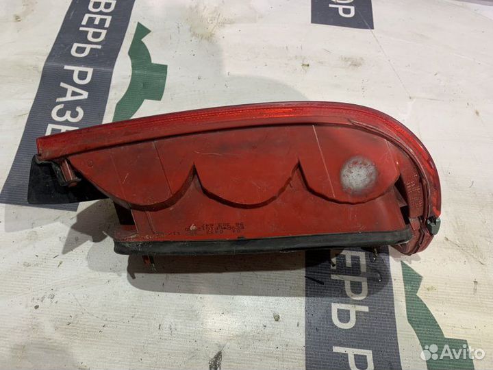 Задний фонарь правый Peugeot 406 1995-2004