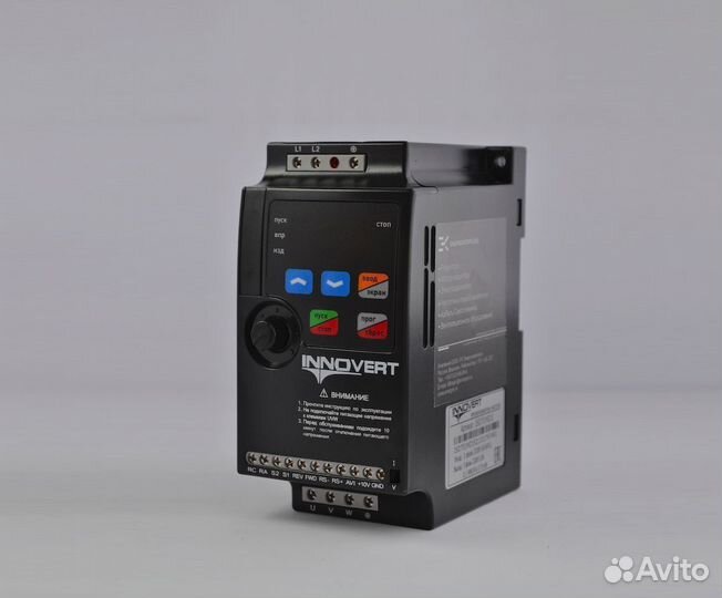 Частотный преобразователь 0.75 квт 220/380*
