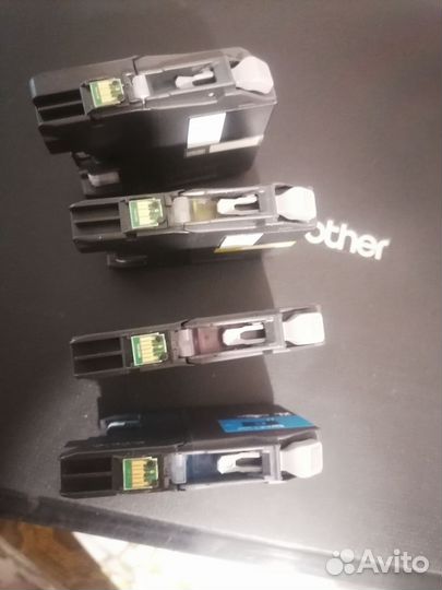 Цветной струйный мфу нерабочий, сканер работает