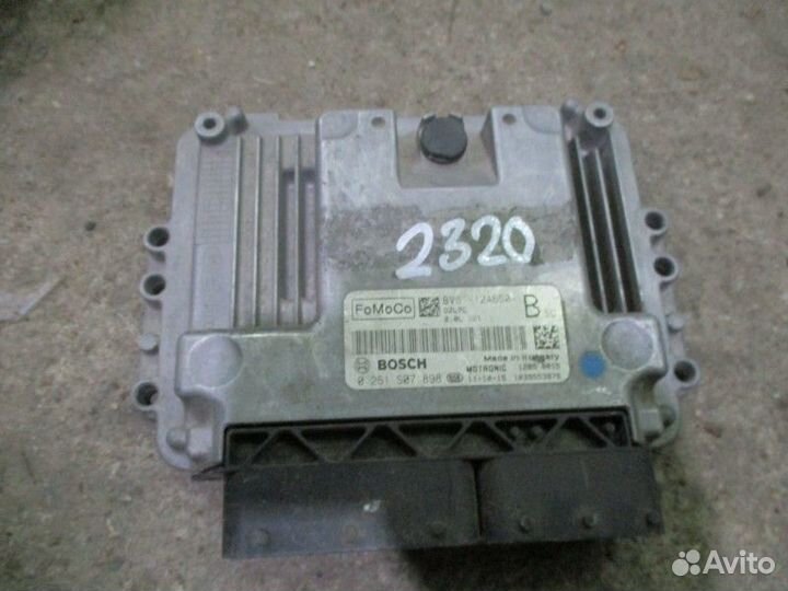 Блок управления двигателем Ford Focus 3 CB8 pnda