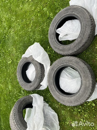 Hankook Winter I'Cept X RW10 215/70 R16