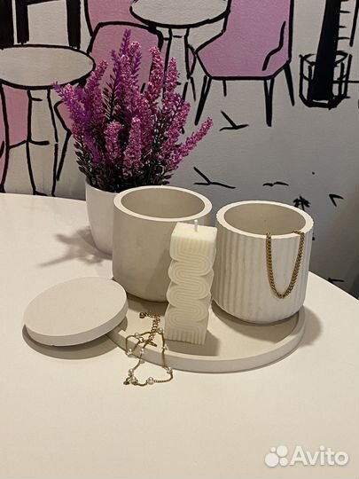 Набор из гипсаручной работы