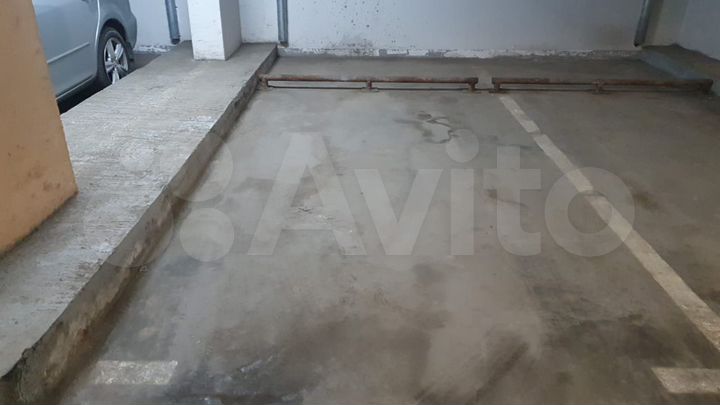 Машиноместо, 15 м²