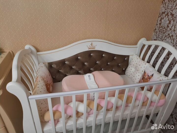 Детская кроватка