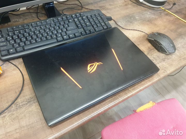 Ноутбук asus ROG Strix GL553VD