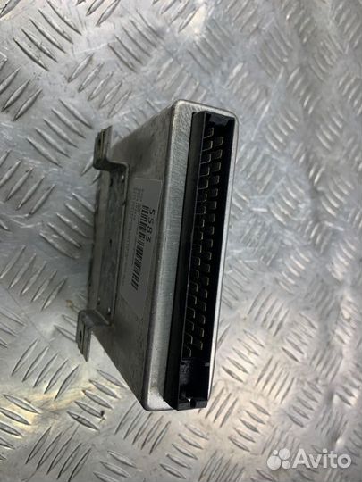 Блок управления двигателем Audi 100