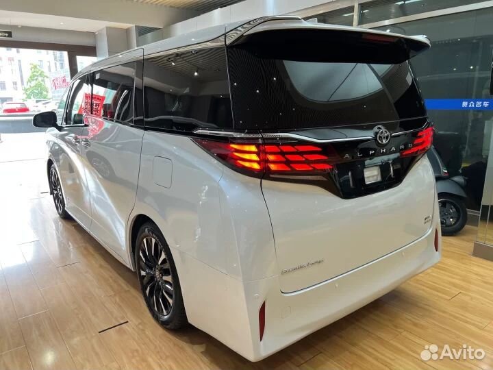 Toyota Alphard 2.5 CVT, 2023, 11 км