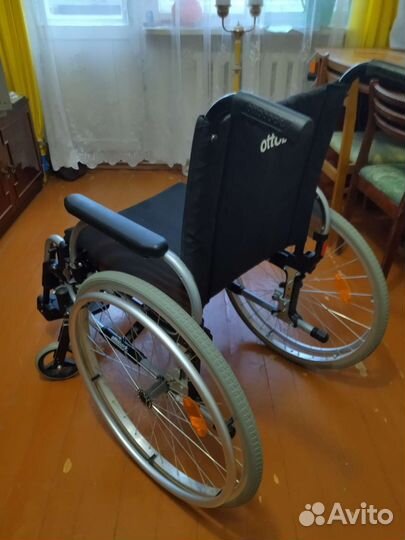 Инвалидная коляска новая