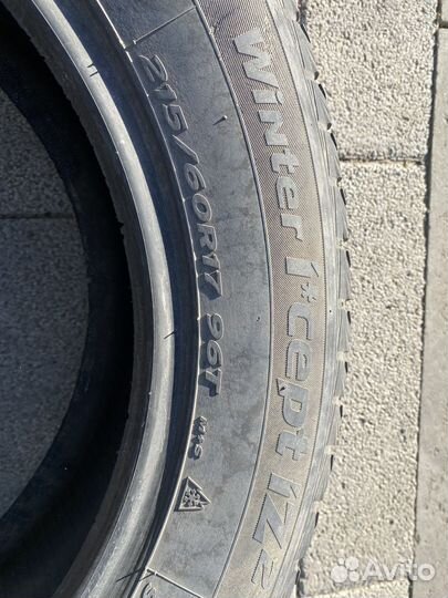 Kumho WinterCraft Ice Wi32 215/60 R17