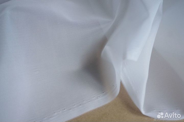 Ткань подкладочная - белого и чёрного цвета