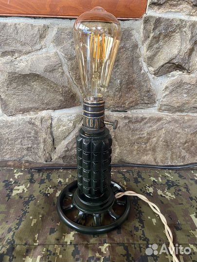 Лампа настольная из рубашки мины помз-2