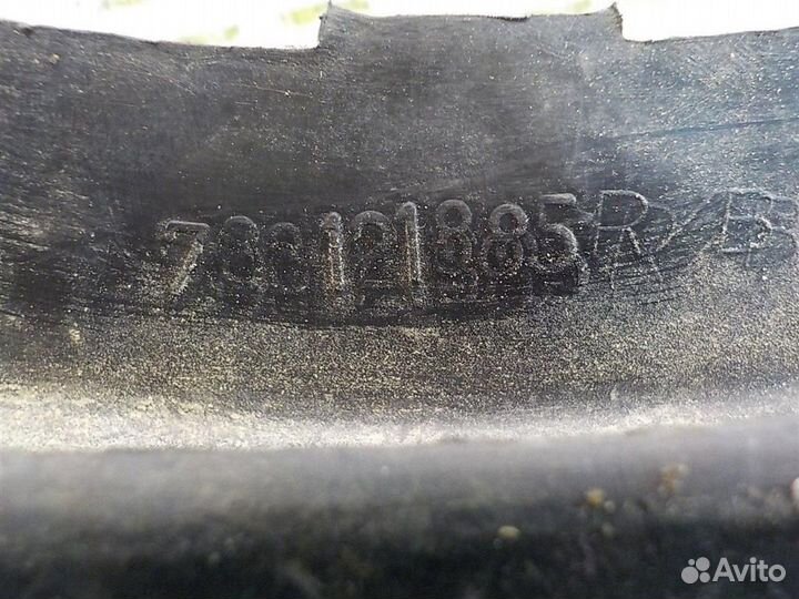 Брызговик задний правый Renault Duster 2012