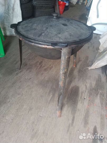 Казан 12л с треногой и печью