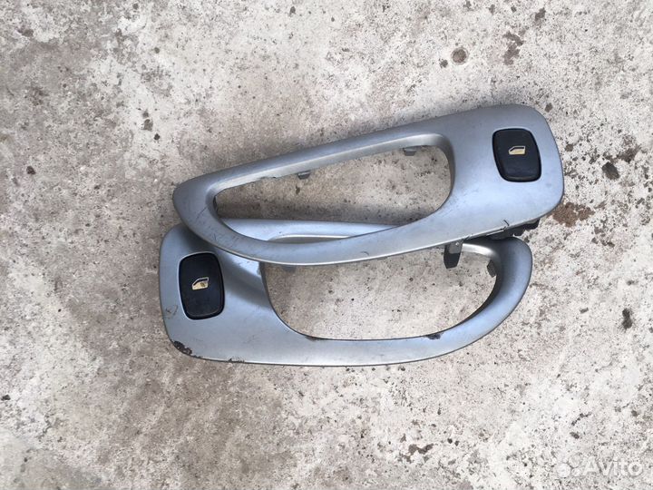 Кнопка стеклоподъемника Peugeot 307 (2901)