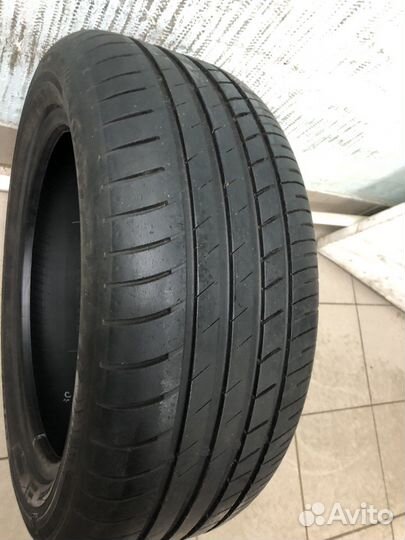 Goodyear EfficientGrip Performance 225/50 R17