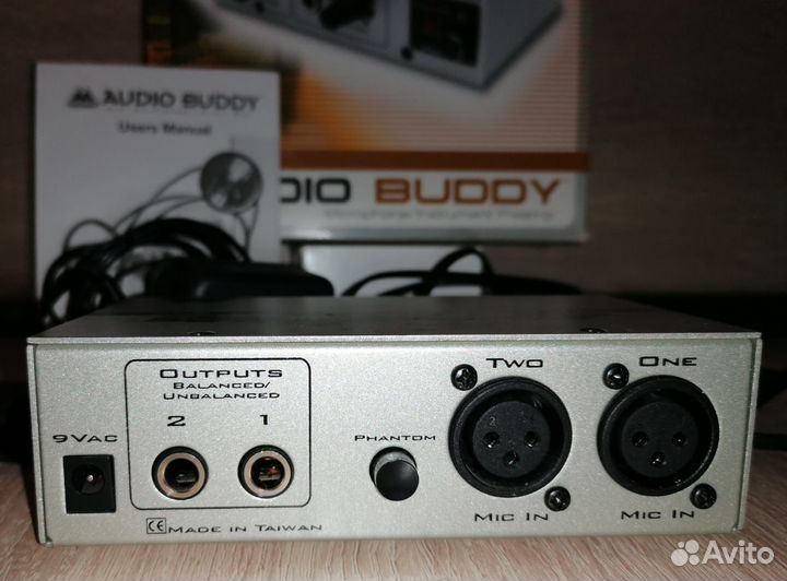 Гитарный и микрофонный предусилитель M-audio Audio