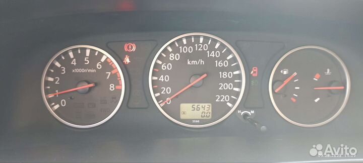 Приборная панель nissan t30