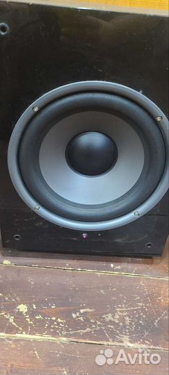 Активный сабвуфер Ultimate SYM5