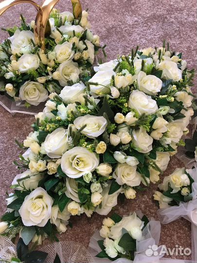 Свадебные украшения на машину