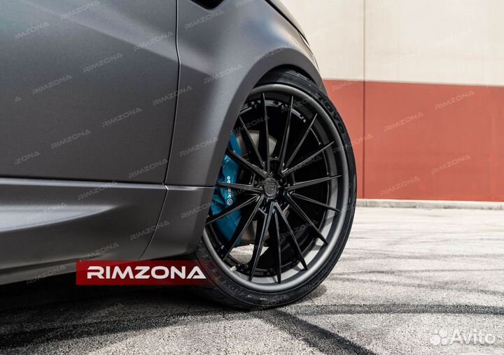 Кованые диски R22 на Range Rover Sport