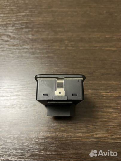 Блок управления зеркалами ваз 2110,Нива