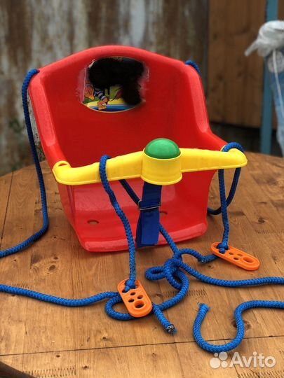 Детская подвесная качелька