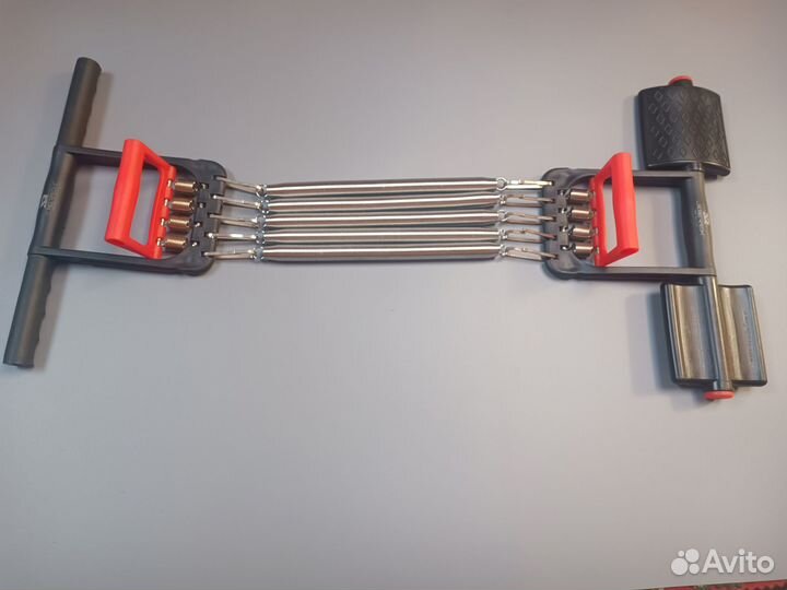 Эспандер универсальный ручной и ножной