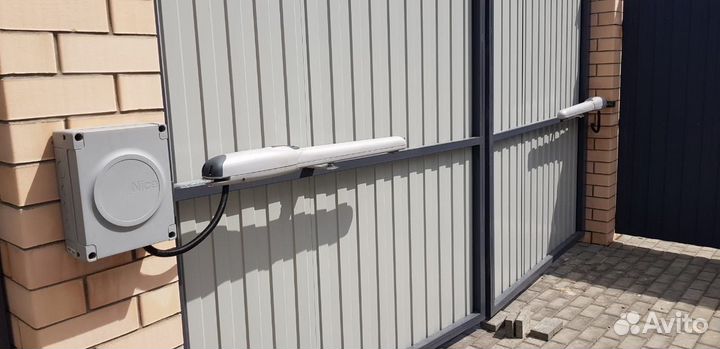 Автоматика для ворот и роллет