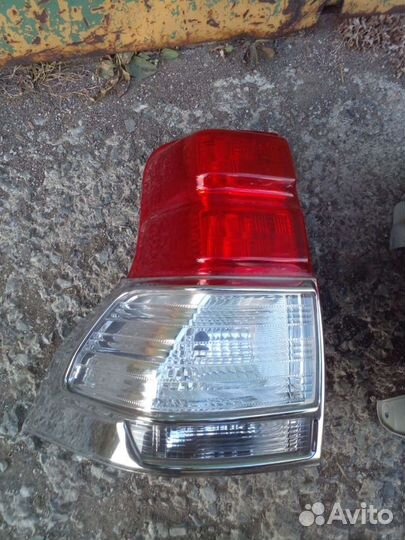 Задние стоп-сигналы