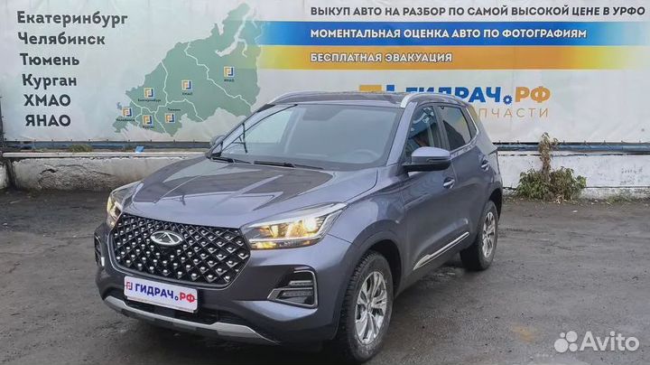 Накладка торпедо левая с торца Chery Tiggo 4 Pro 4