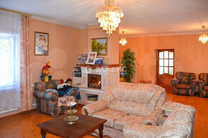 Дом 139 м² на участке 10 сот.