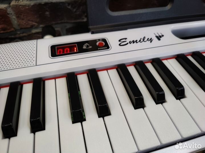 Синтезатор Белый со стойкой или банкеткой