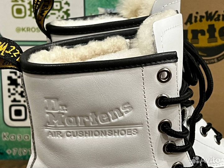 Ботинки женские зимние Dr Martens белые