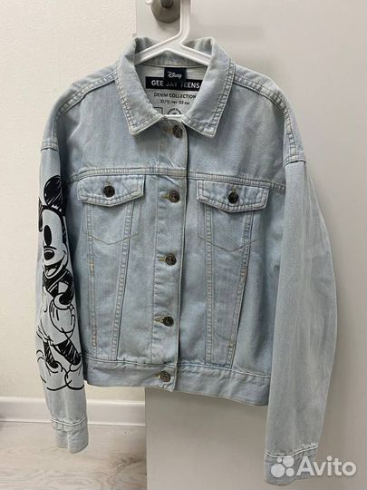 Джинсовая куртка