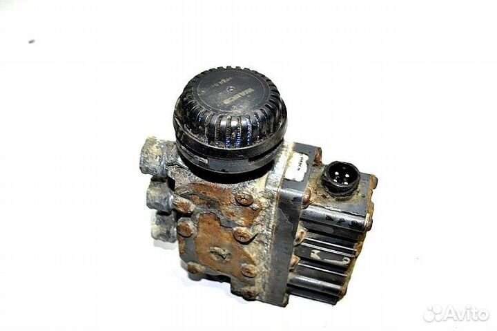 Главный кран уровня пола DAF XF105 (01.05)