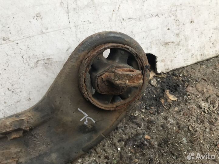 Рычаг задний продольный Kia Sportage III (2010—201