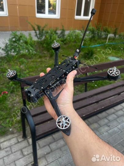 Квадрокоптeр FPV piranha 7 и 10 дюймoв