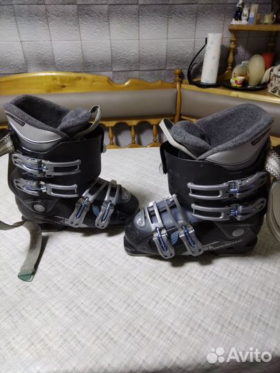 Горнолыжные ботинки dalbello