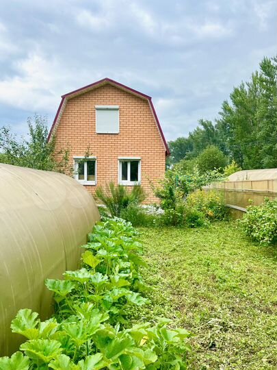 Дом 53 м² на участке 5 сот.