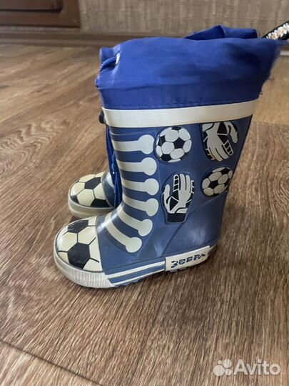 Резиновые сапоги