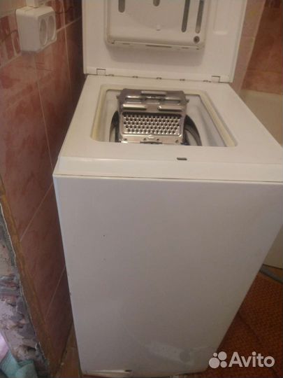 Стиральная машина с вертикальной загрузкой