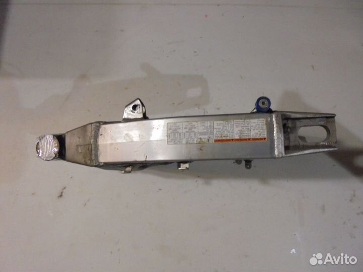 Маятник Suzuki, GSX R 600, 1999