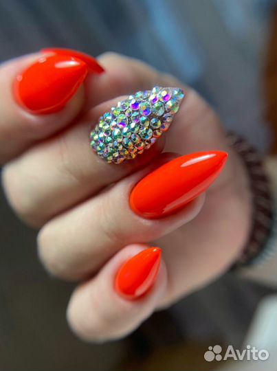 Маникюр, наращивание ногтей