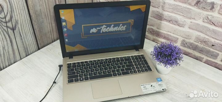 Ноутбук asus X540S SSD