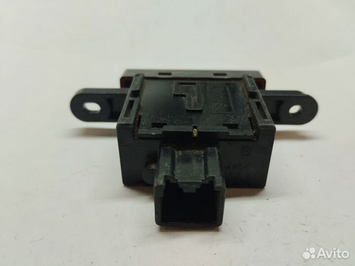 Кнопка аварийной сигнализации