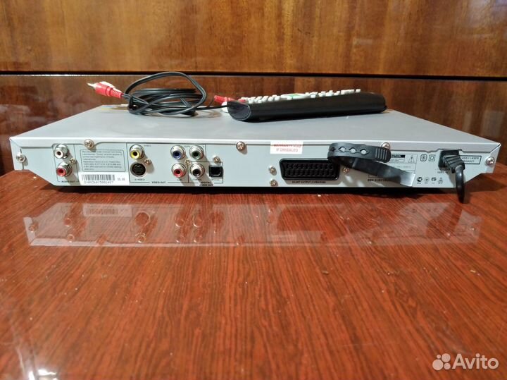 Dvd плеер с караоке BBK DV414SI