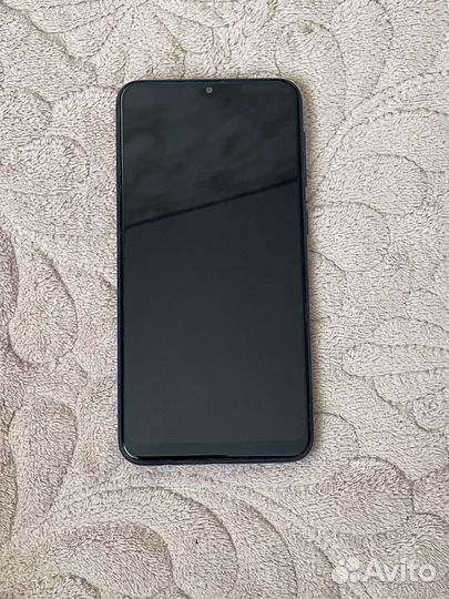 Samsung Galaxy A10, 2/32 ГБ