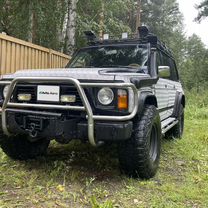 Nissan Patrol 4.2 MT, 1992, 256 000 км, с пробегом, цена 950 000 руб.